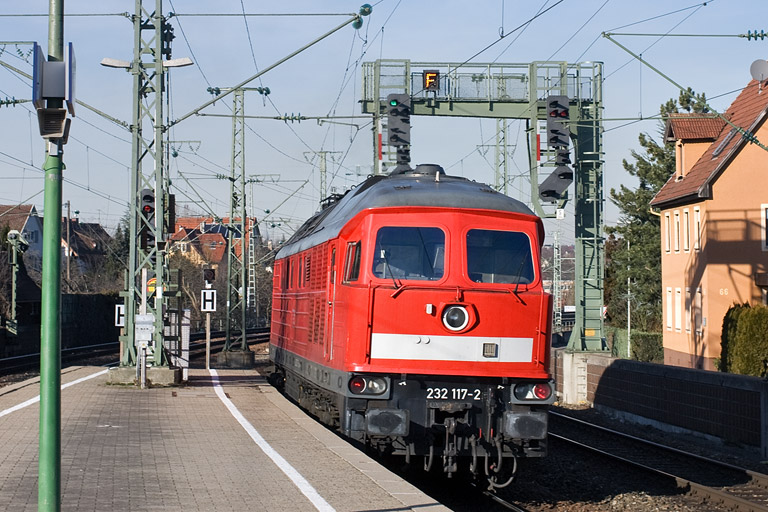 232 117 bei km 16,6 (Januar 2012)