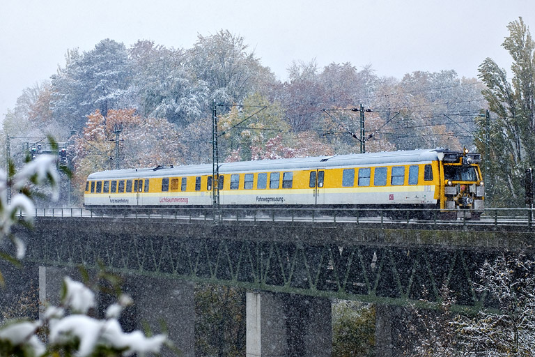 719 045/719 046 als Mess NbZ 93012 bei km 14,6 (Oktober 2012)