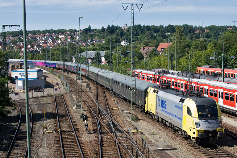 ES 64 U2-096 mit DPE 20364 bei km 16,0 (August 2012)