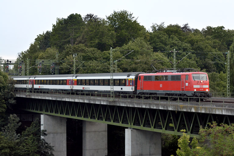 111 163 mit IC 182 bei km 14,6 (September 2013)