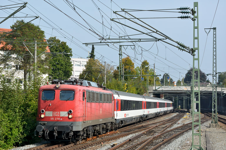 115 278 mit IC 185 bei km 15,4 (September 2013)