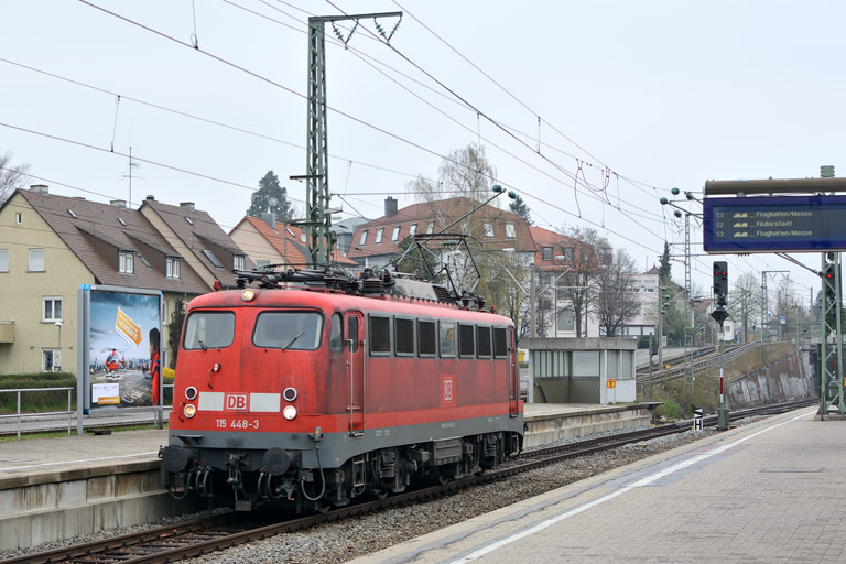 115 448 als Lrf 48156 bei km 15,6 (April 2013)