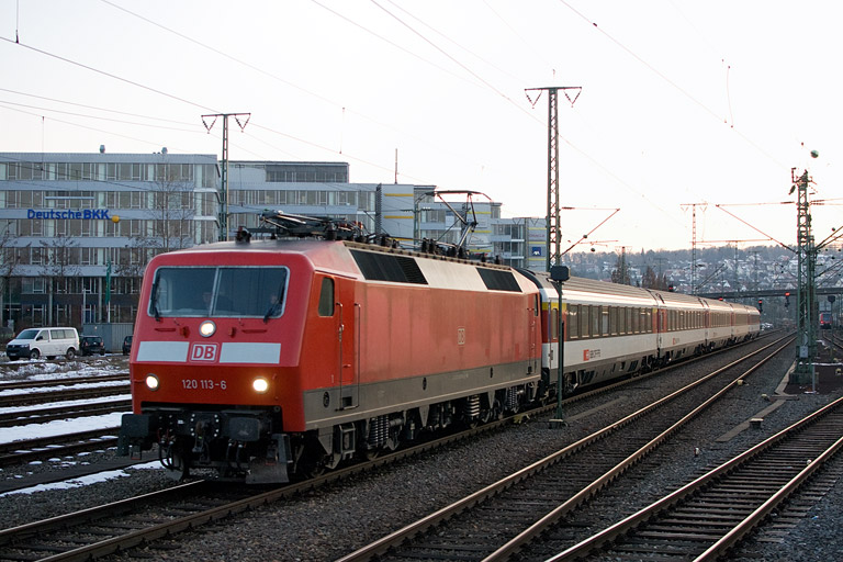 120 113 mit IC 184 bei km 15,8 (M&auml;rz 2013)