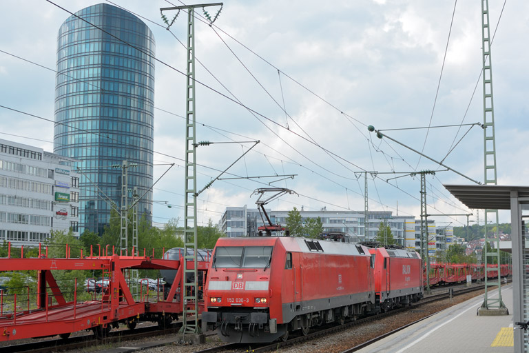 152 030 und 185 284 bei km 15,6 (Mai 2013)