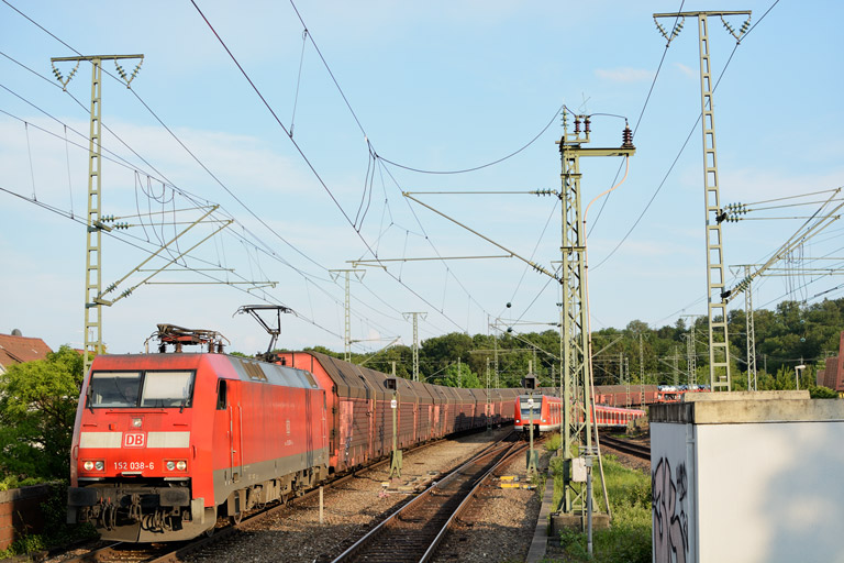 152 038 mit GA 60086 bei km 16,8 (Juni 2013)