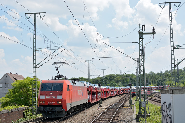 152 076 mit GA 62534 bei km 16,8 (Juni 2013)