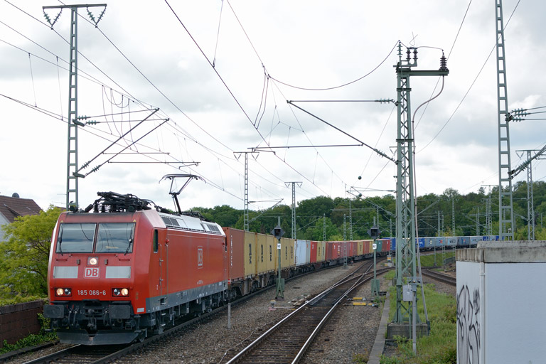 185 086 mit KT 43160 bei km 16,8 (Mai 2013)