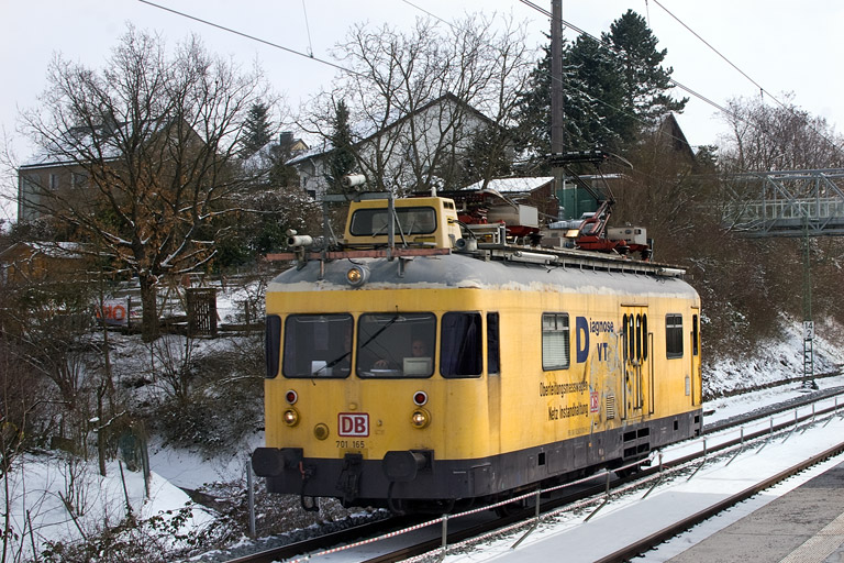 701 165 als Mess Nbz 92246 bei km 14,2 (M&auml;rz 2013)