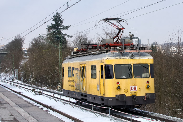 701 165 als Mess Nbz 92246 bei km 14,2 (M&auml;rz 2013)