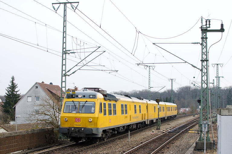 719 001/501 als Mess Nbz 93205 bei km 16,8 (M&auml;rz 2013)
