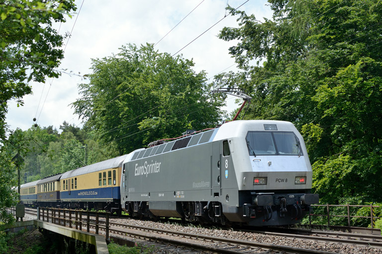 ES 64 P-001 mit DPF 1897 bei km 18,4 (Juni 2013)