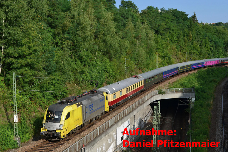 ES 64 U2-096 mit DPE 84134 bei km 13,8 (August 2013)