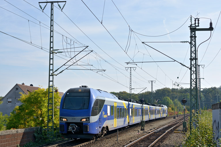 Meridian ET 302 als DbZ 94297 bei km 16,8 (Oktober 2013)