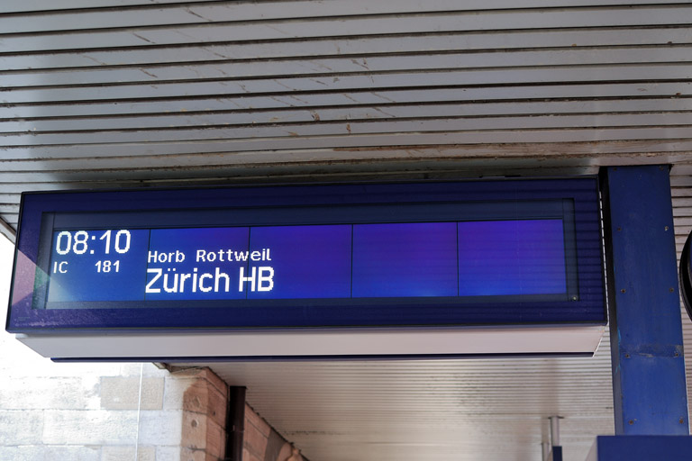 Verkehrshalt des IC 181 in Stuttgart-Vaihingen (Juli 2013)