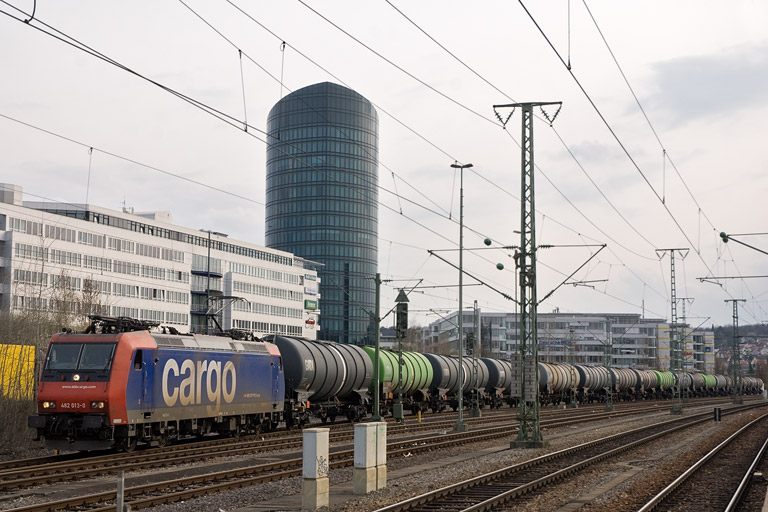 482 013 bei km 15,6 (April 2013)