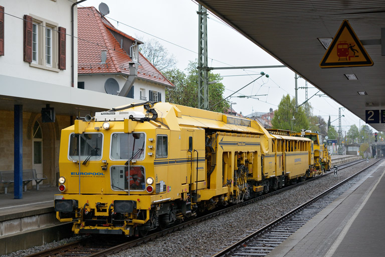 Unimat 09-32/4S bei km 15,6 (April 2013)