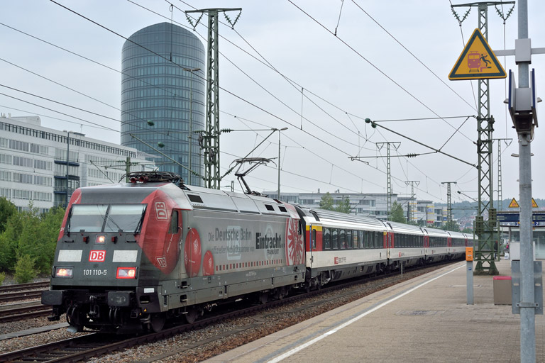 101 110 mit IC 280 bei km 15,6 (Juli 2014)