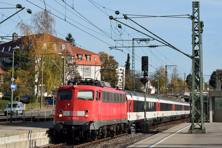 115 383 mit IC 185 bei km 15,6 (November 2014)
