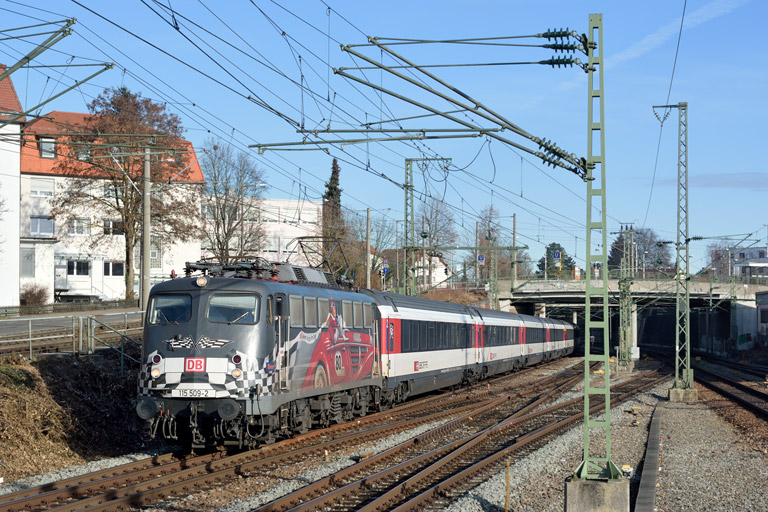115 509 mit IC 185 bei km 16,0 (Januar 2014)