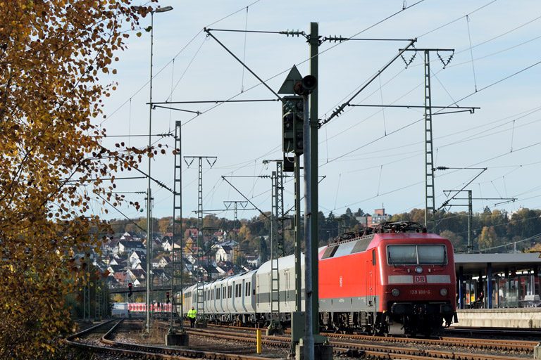 120 108 bei km 15,6 (November 2014)