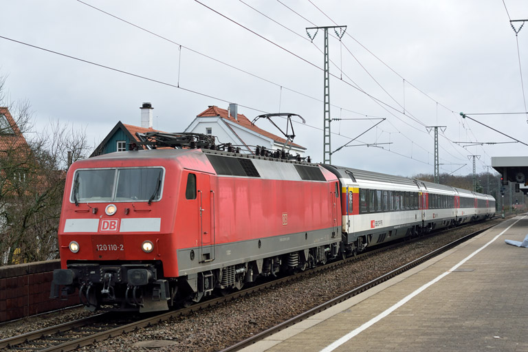 120 110 mit IC 280 bei km 16,8 (Februar 2014)