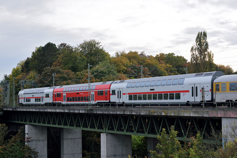 Me&szlig;zug ST-D 92205 bei km 14,6 (Oktober 2014)
