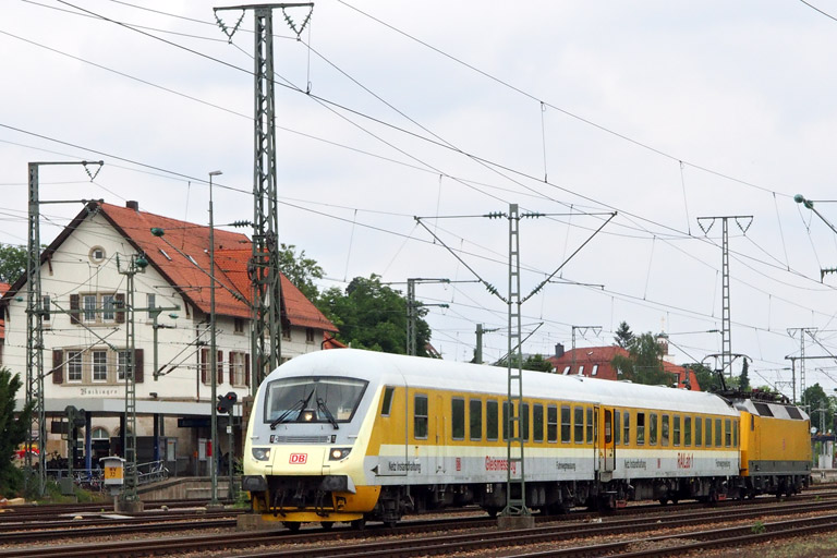 120 502 mit Mess-NbZ 94310 bei km 15,8 (Mai 2014)