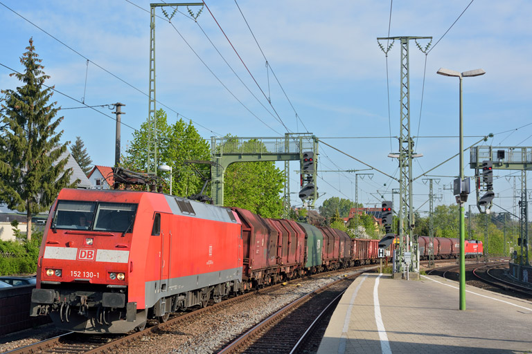 152 130 mit EK 56171 bei km 16,6 (April 2014)