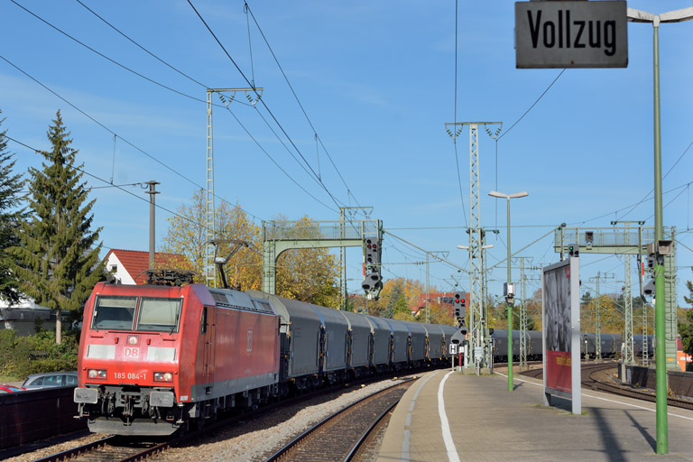 185 084 mit GM 49225 bei km 16,8 (November 2014)