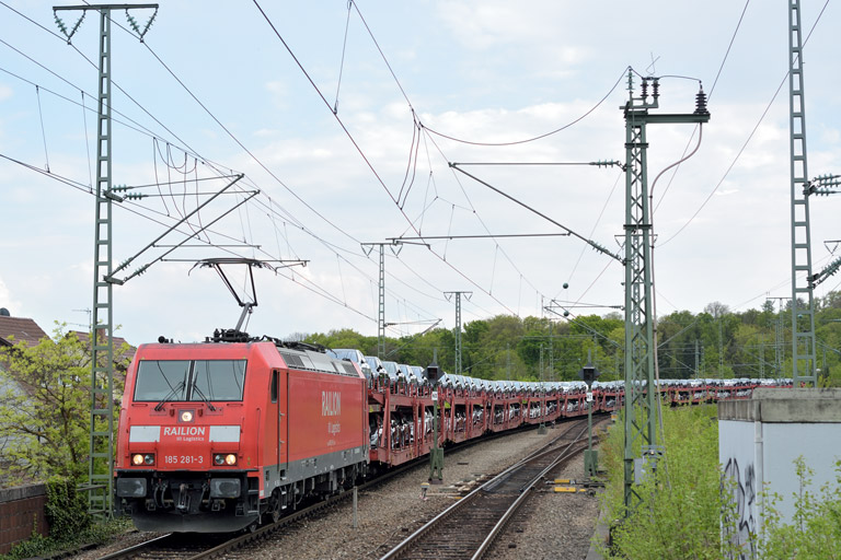 185 281 mit GA 52928 bei km 16,8 (April 2014)