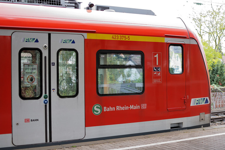 423 375 bei km 16,8 (Oktober 2014)