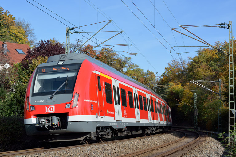 430 038 als S1 bei km 12,2 (November 2014)