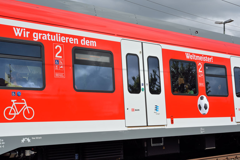 430 084 als S1 bei km 16,8 (Juli 2014)