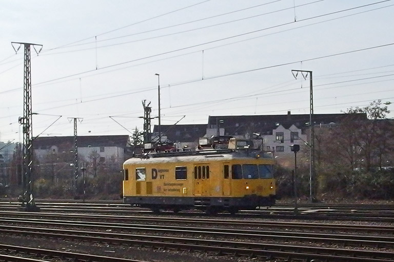 701 165 als NbZ 92442 bei km 15,8 (M&auml;rz 2014)