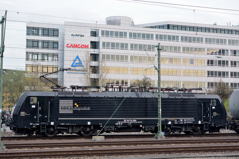ES 64 F4-084 bei km 15,6 (M&auml;rz 2014)