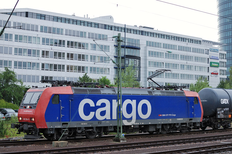 482 004 bei km 15,6 (Juni 2014)