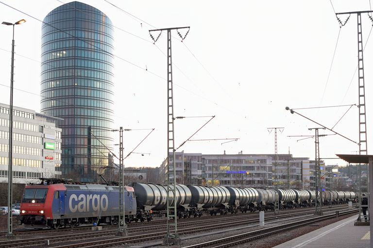 482 013 bei km 15,6 (Dezember 2014)