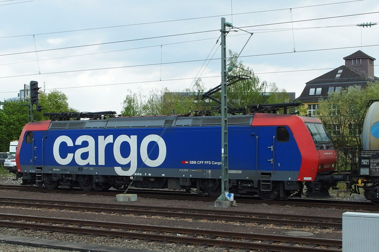 482 022 bei km 15,6 (April 2014)