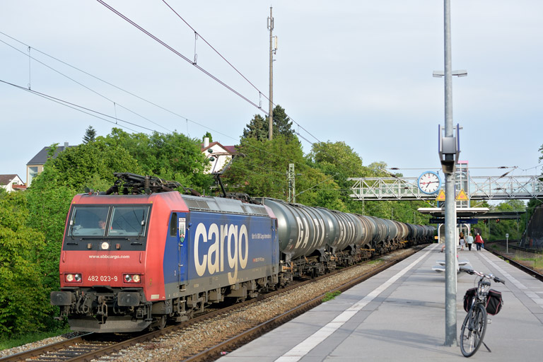482 023 bei km 14,2 (Mai 2014)
