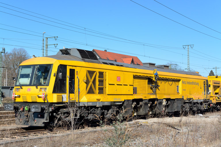 Gleisfr&auml;smaschine SFM 601 bei km 15,8 (Februar 2014)