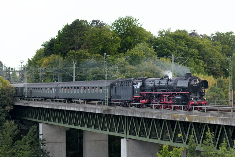 01 1066 mit DPE 20857 in Stuttgart-Vaihingen (August 2015)