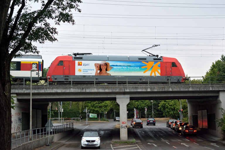 101 099 mit IC 182 bei km 16,4 (August 2015)