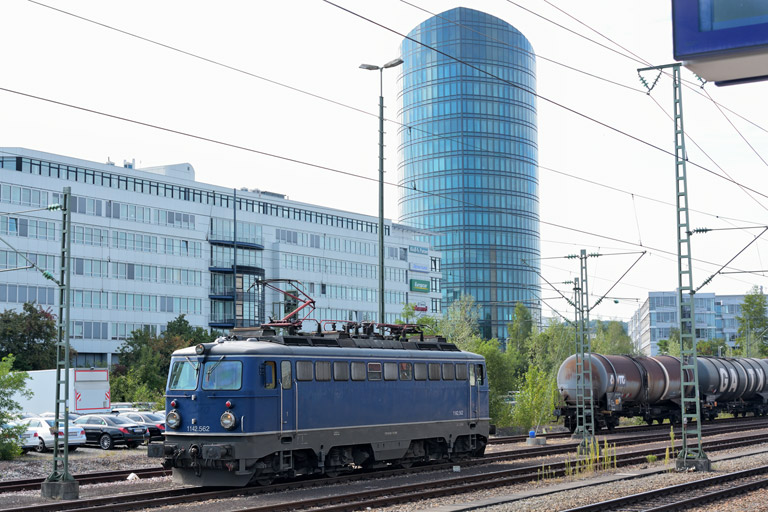 1142 562 bei km 15,6 (September 2015)