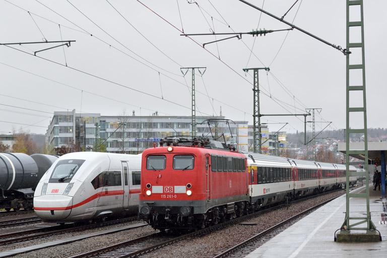 115 261 mit IC 280 bei km 15,6 (November 2015)