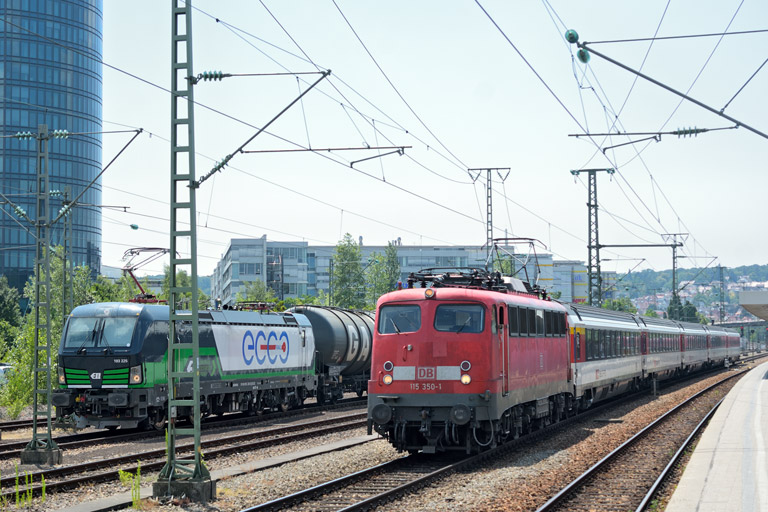 115 350 mit IC 280 und 193 225 bei km 15,6 (Juli 2015)