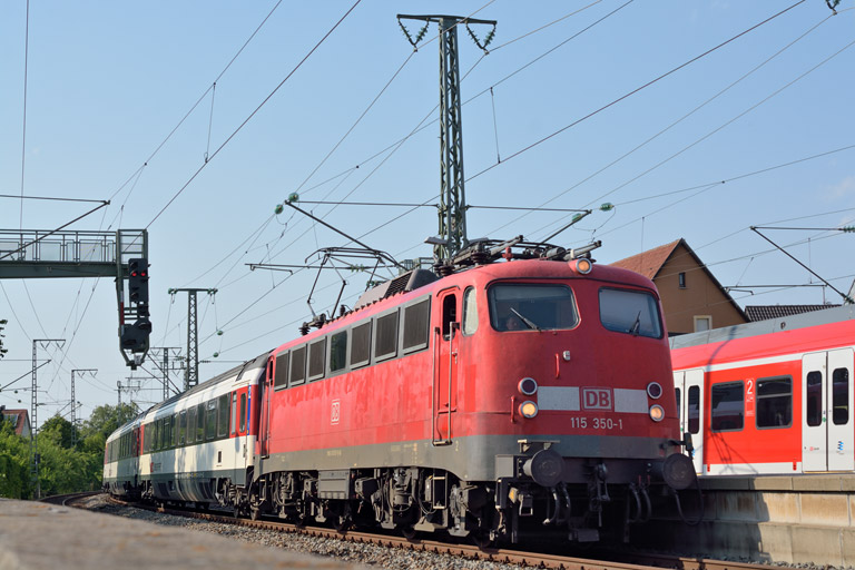 115 350 mit IC 283 bei km 16,8 (Juli 2015)