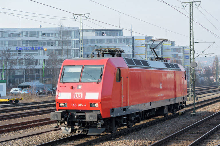 145 015 als T 66699 bei km 15,8 (M&auml;rz 2015)