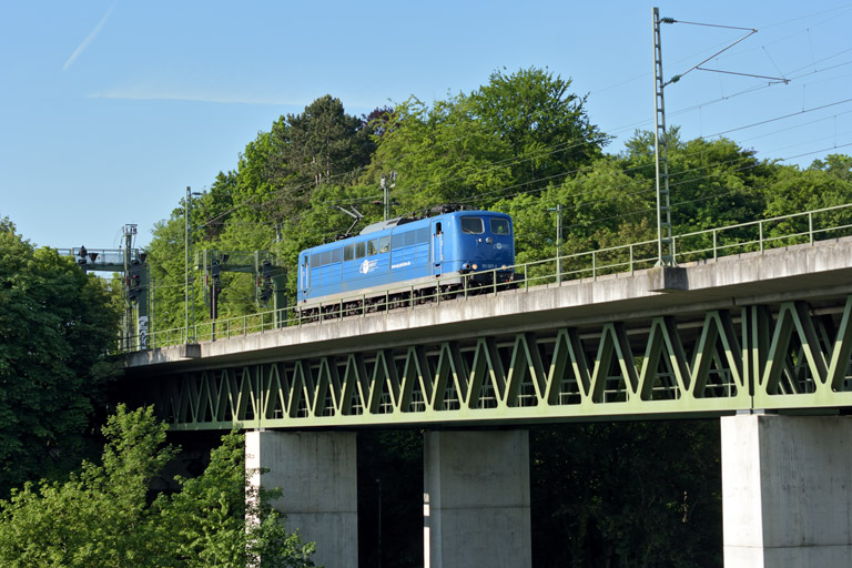 151 007 als Tfzf(D) 93846 bei km 14,6 (Mai 2015)