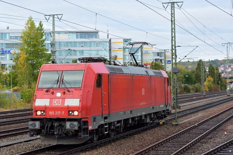 185 217 als T 66699 bei km 15,6 (Oktober 2015)