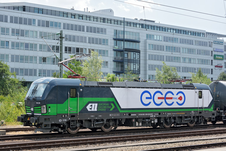 193 225 bei km 15,6 (Juli 2015)